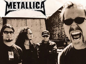Metallica fire up new website